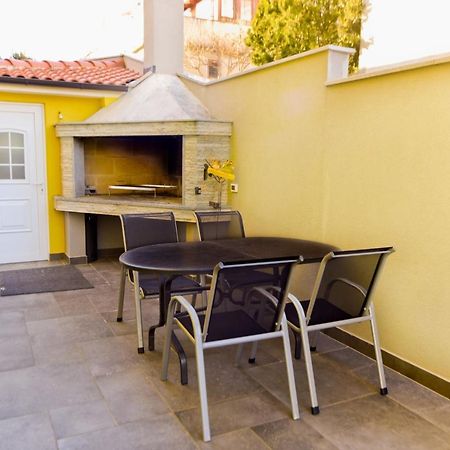 פולה Apartments Bosankic מראה חיצוני תמונה